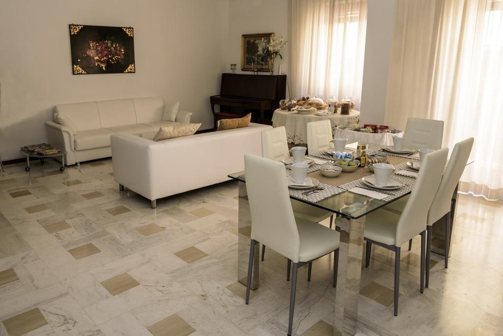 Rosa Dei Venti B&B Таранто Екстериор снимка